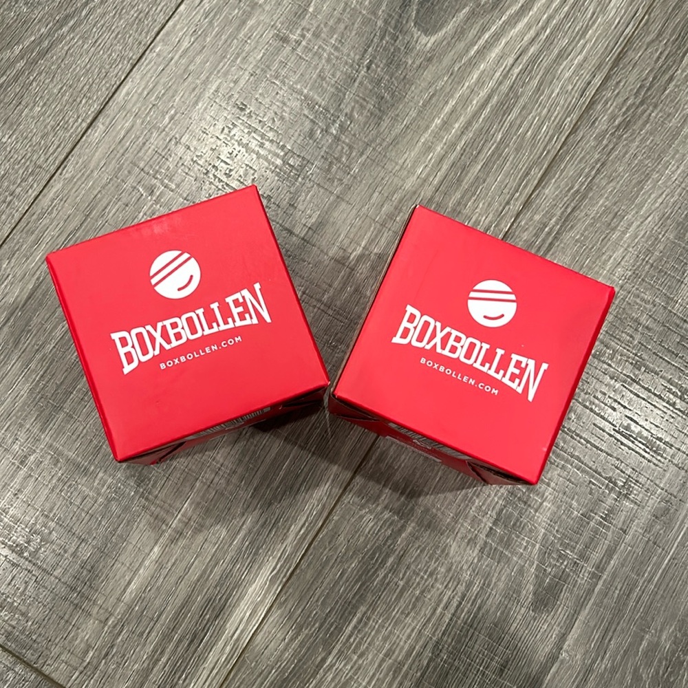 Two Box Bollen